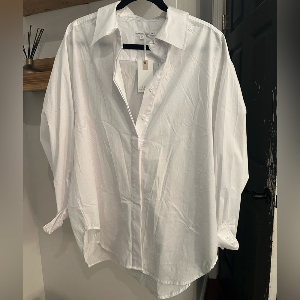 Good American Classic White Button-Up Shirt
